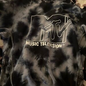 MTV crewneck